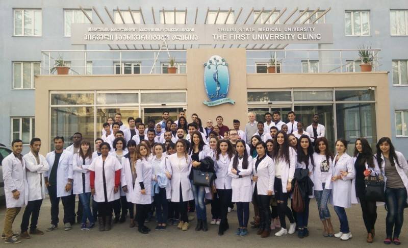  International  students of TSMU  at the First University Clinic