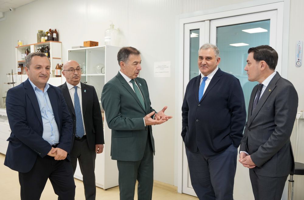 თსსუ-ის იოველ ქუთათელაძის ფარმაკოქიმიის ინსტიტუტს თურქმენეთის საგანგებო და სრულუფლებიანი ელჩი ესტუმრა