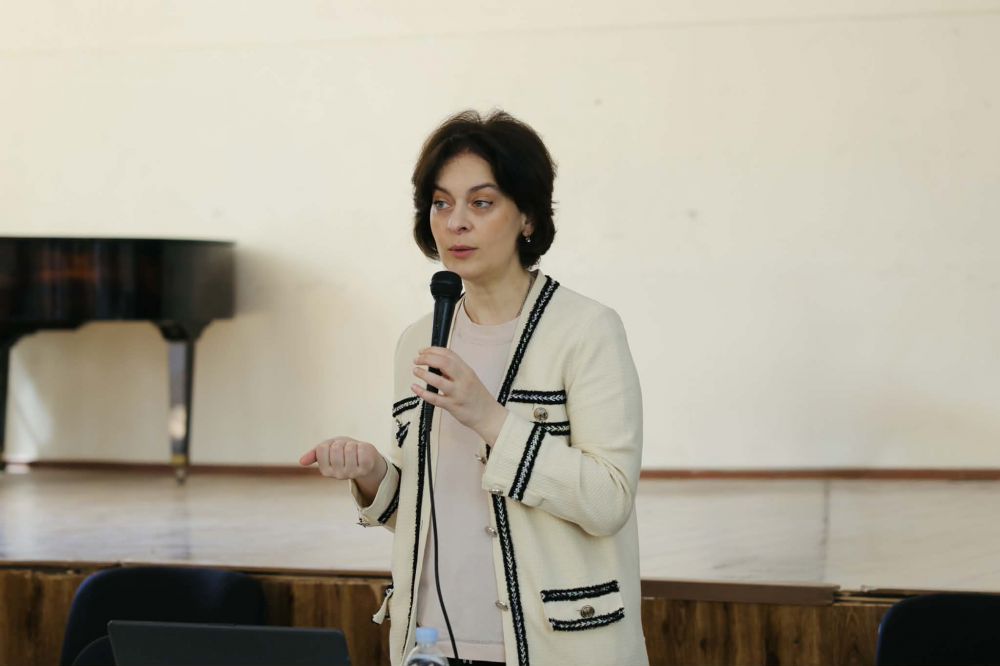 ინტერნეტადიქცია, მისი გავლენა ნეიროგანვითარებასა და შემეცნებაზე - საგანმანათლებლო ლექცია თბილისის 52-ე საჯარო სკოლაში