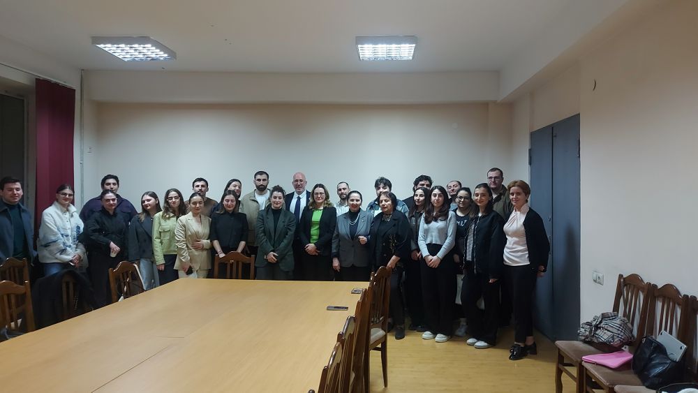 რუმინეთის კრაიოვას უნივერსიტეტის პროფესორების ვიზიტი თსსუ-ში